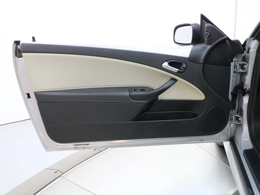 2008 Saab 9-3 2nd Gen - Image 25 of 31