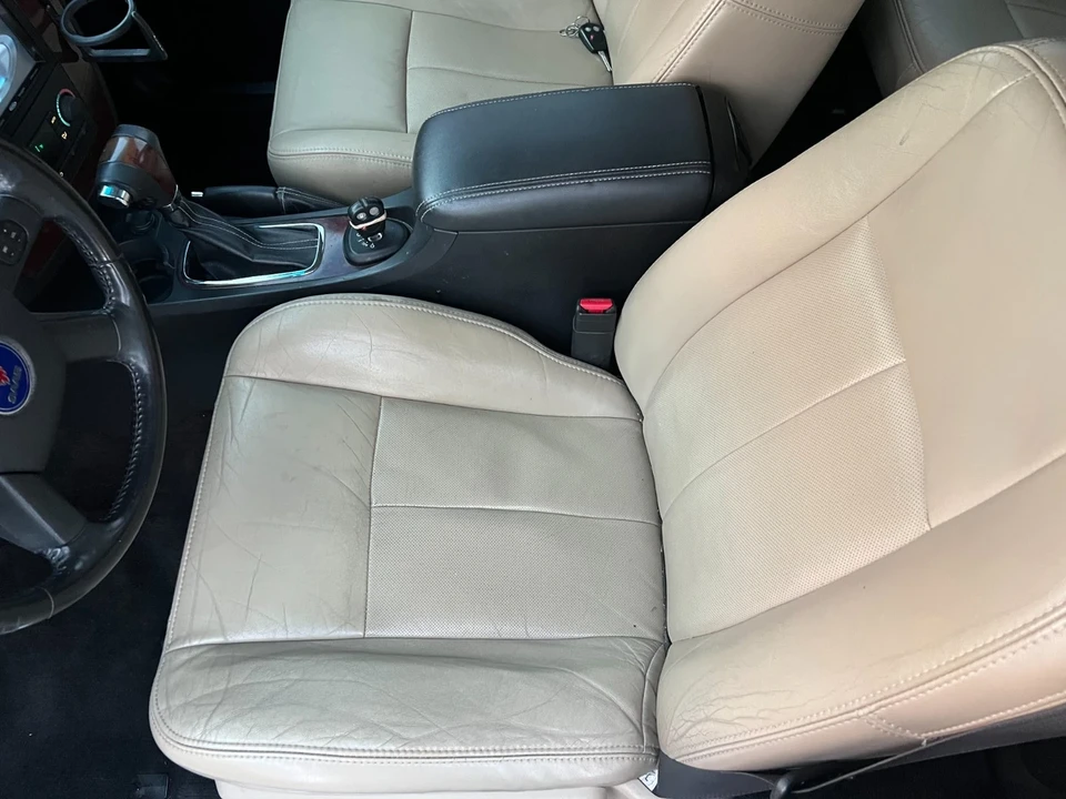 2008 Saab - Image 11 of 21