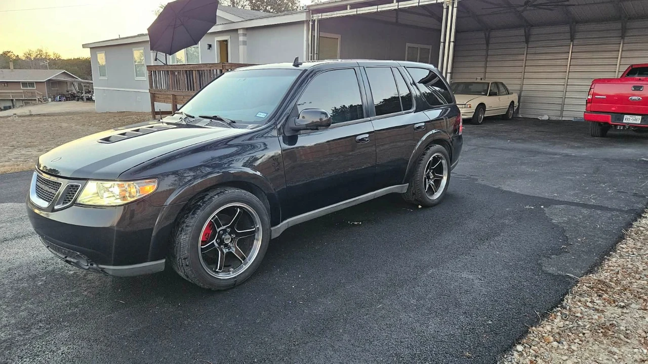 2008 Saab - Image 10 of 17