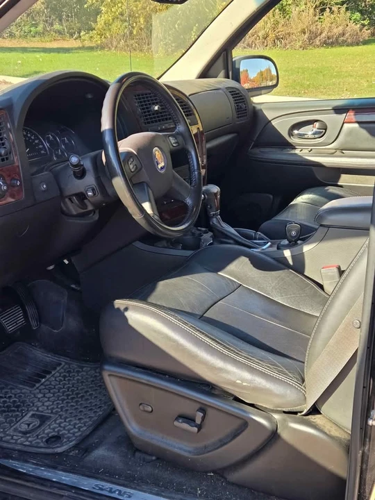2008 Saab - Image 3 of 4