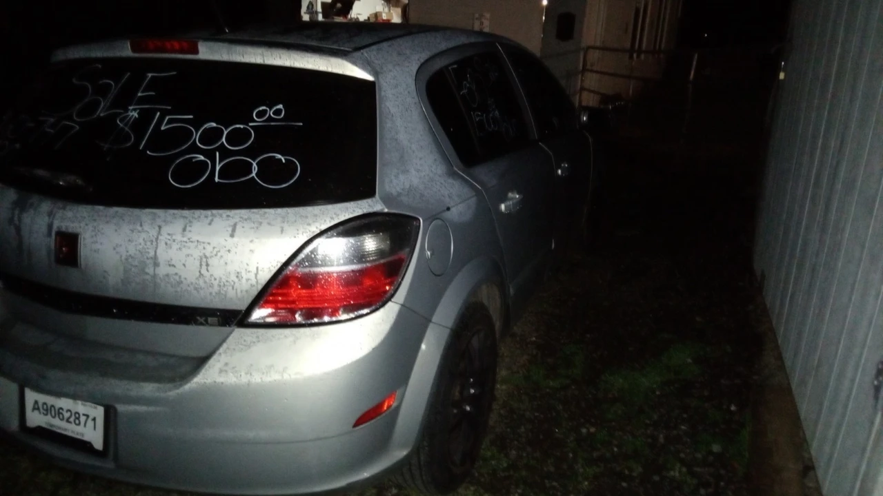 2008 Saturn - Image 4 of 11