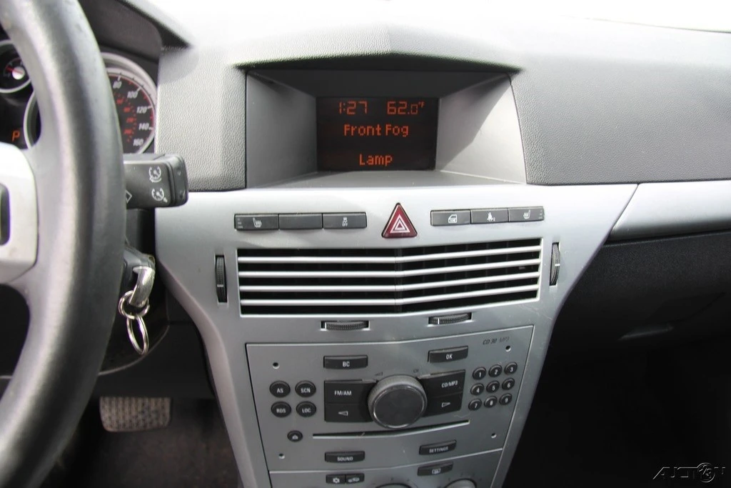 2008 Saturn - Image 16 of 21