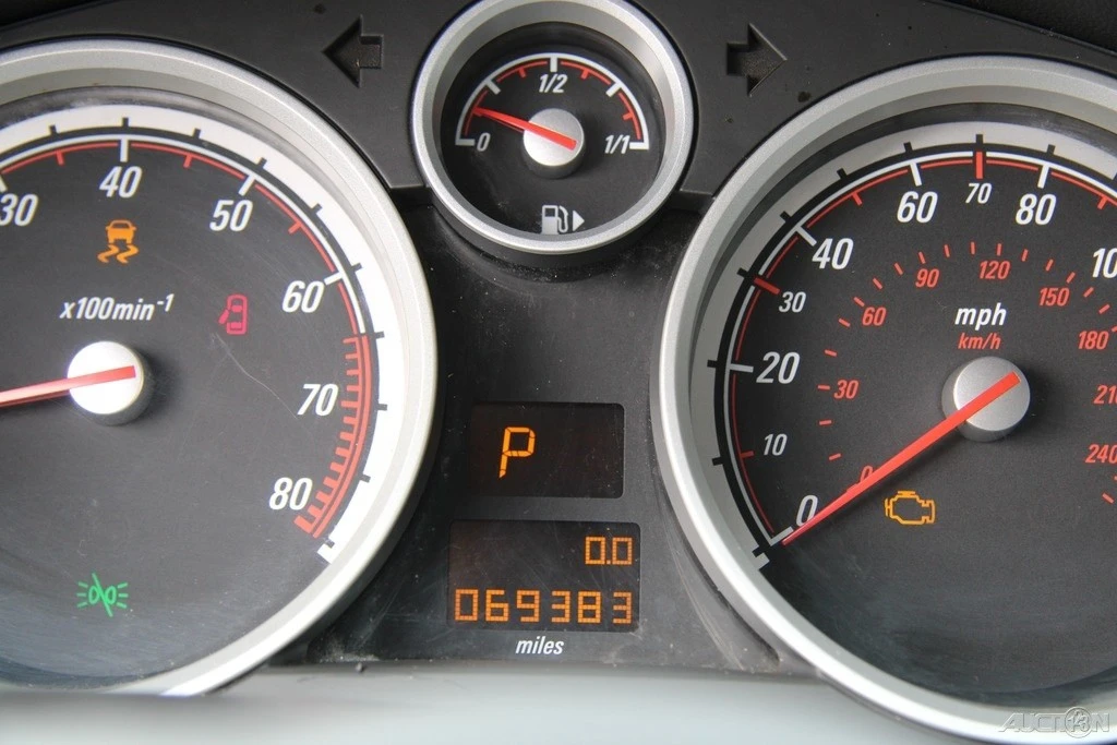 2008 Saturn - Image 15 of 21