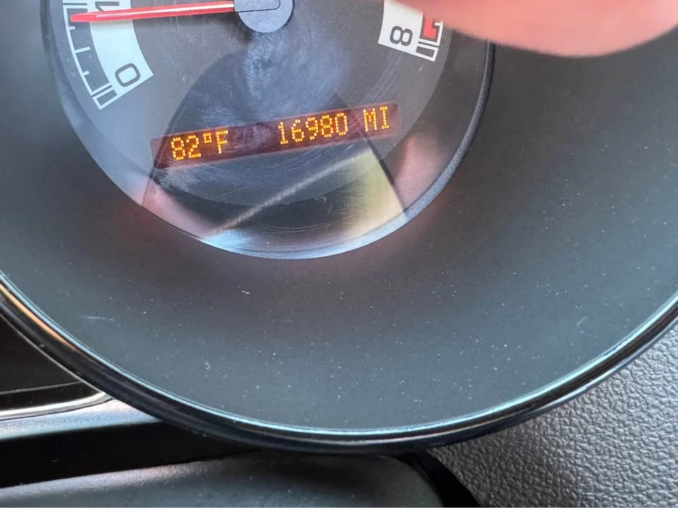 2008 Saturn Sky Red Line - Image 17 of 20