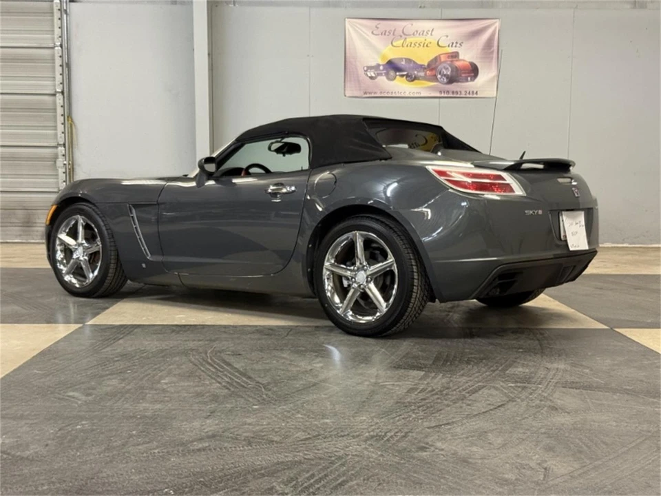2008 Saturn Sky - Image 2 of 31