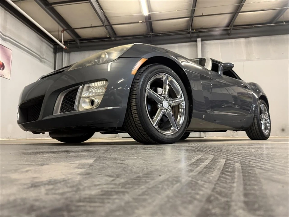 2008 Saturn Sky - Image 7 of 31