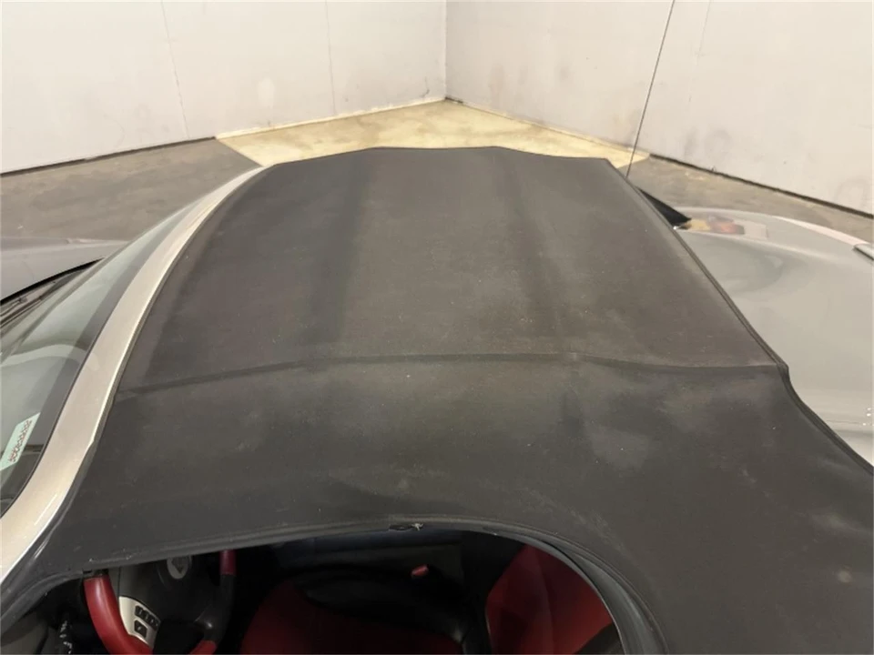 2008 Saturn Sky - Image 11 of 31