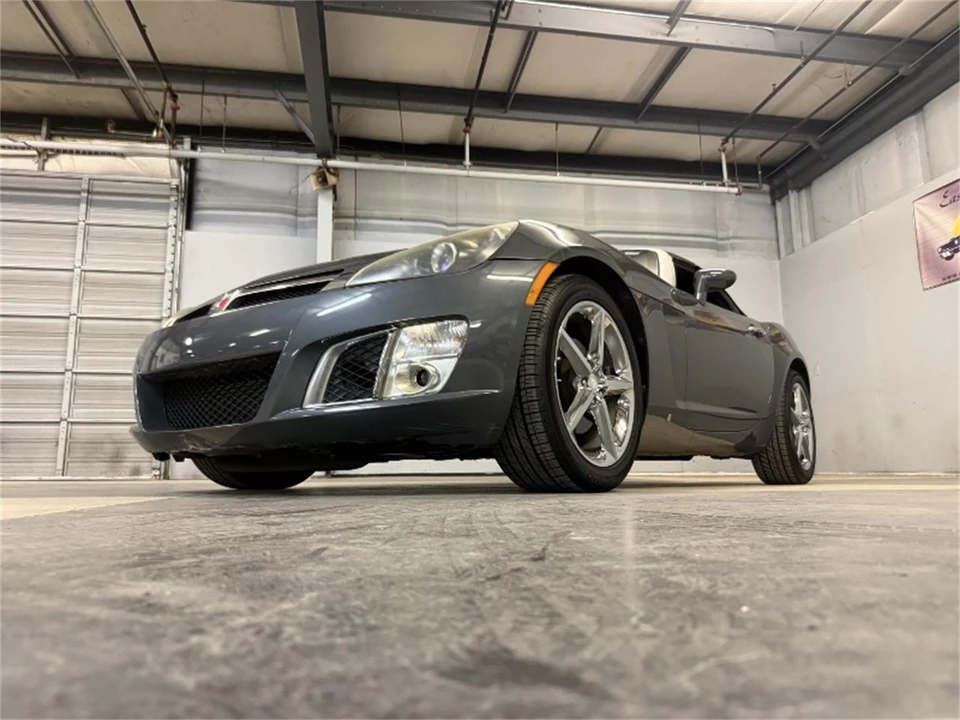 2008 Saturn Sky - Image 28 of 31