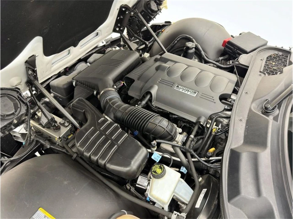 2008 Saturn Sky - Image 28 of 31