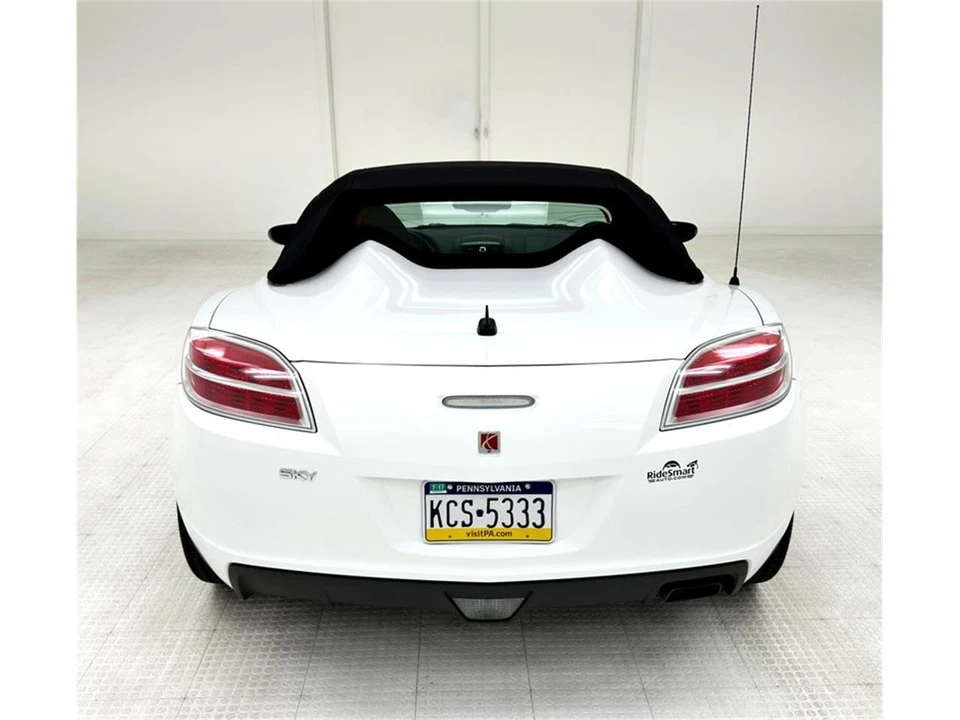 2008 Saturn Sky - Image 7 of 31