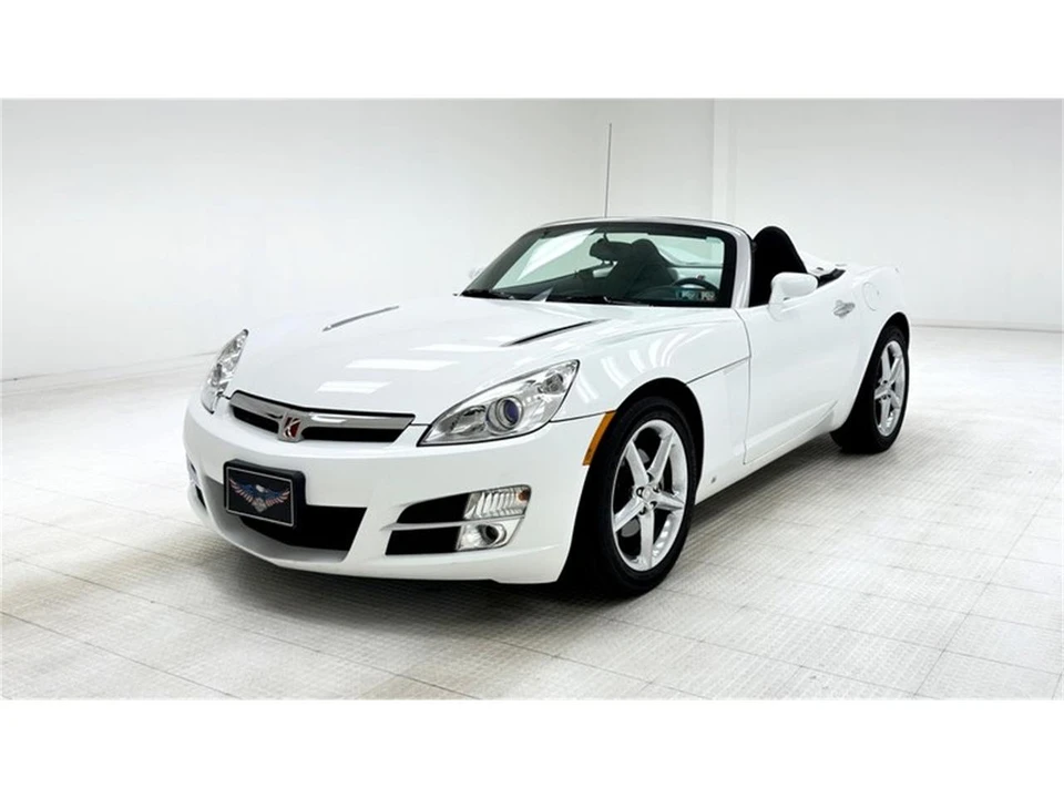 2008 Saturn Sky - Image 2 of 31