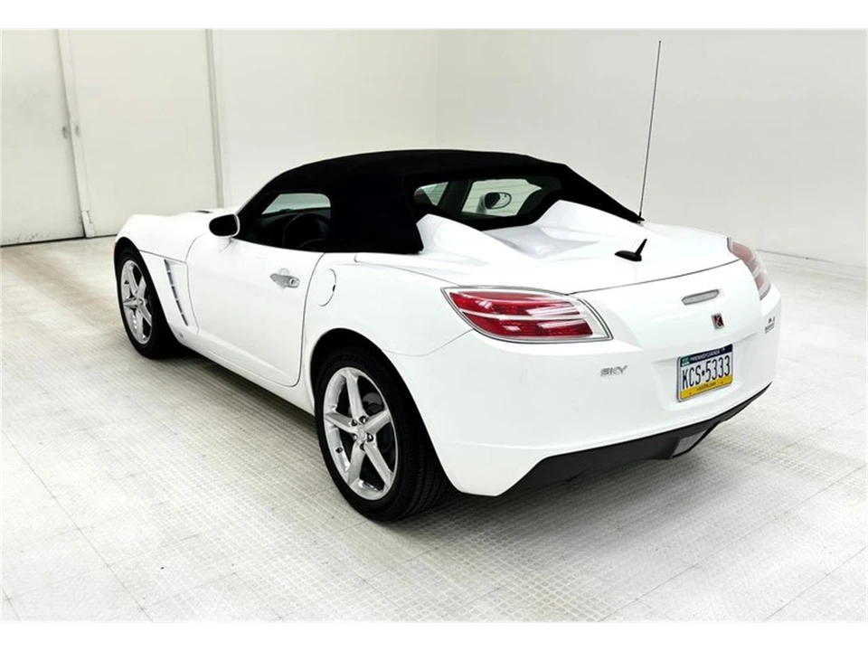 2008 Saturn Sky - Image 5 of 31