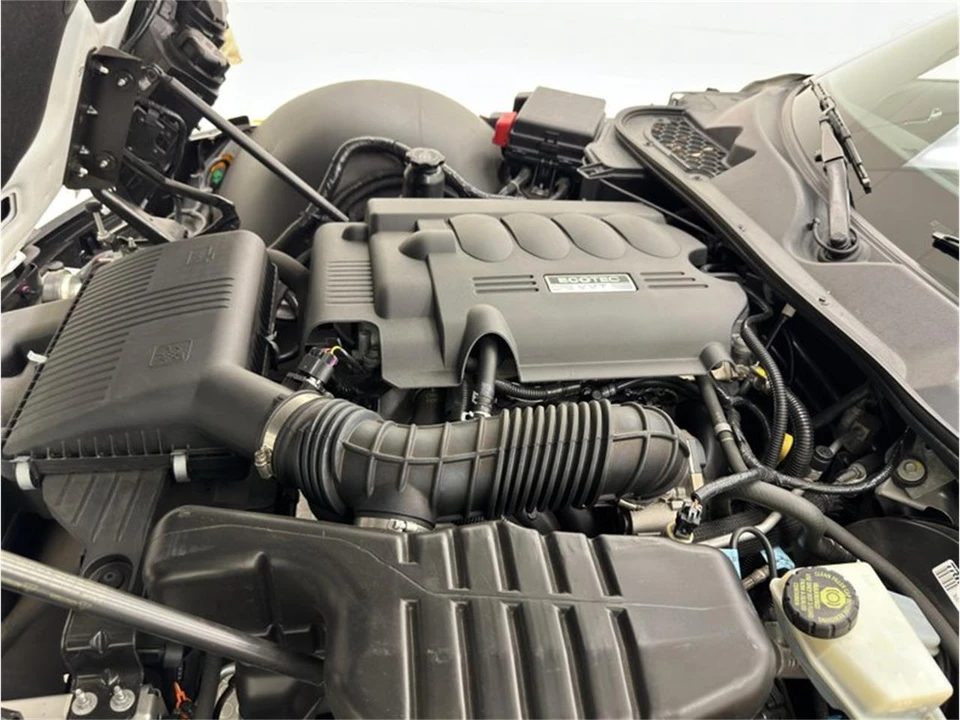 2008 Saturn Sky - Image 27 of 31