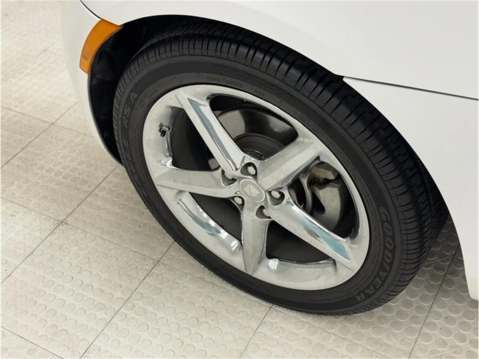 2008 Saturn Sky - Image 14 of 31
