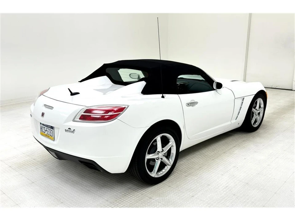2008 Saturn Sky - Image 8 of 31