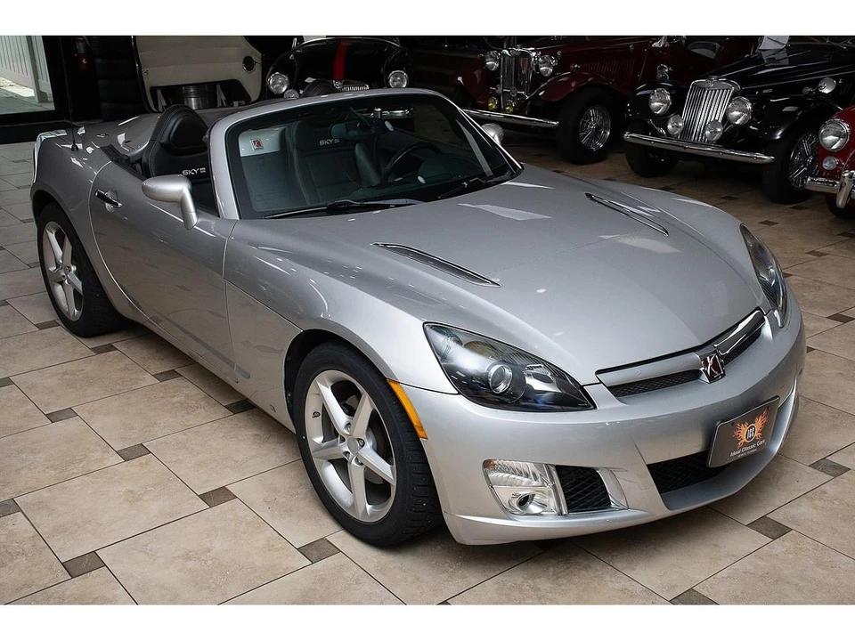 2008 Saturn Sky - Image 11 of 31