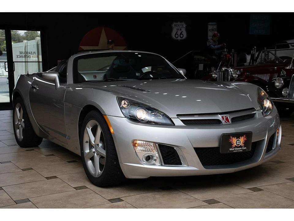 2008 Saturn Sky - Image 16 of 31