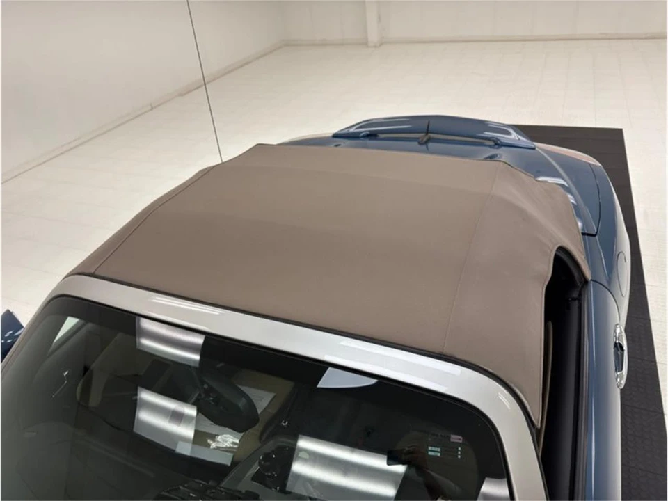 2008 Saturn Sky - Image 18 of 31