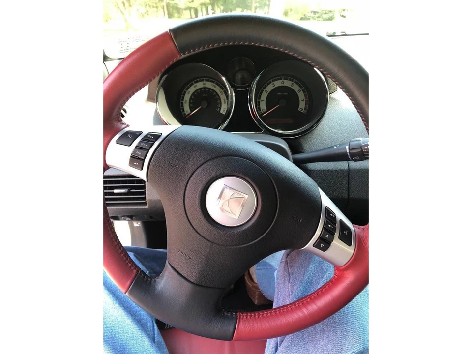 2008 Saturn Sky - Image 11 of 24
