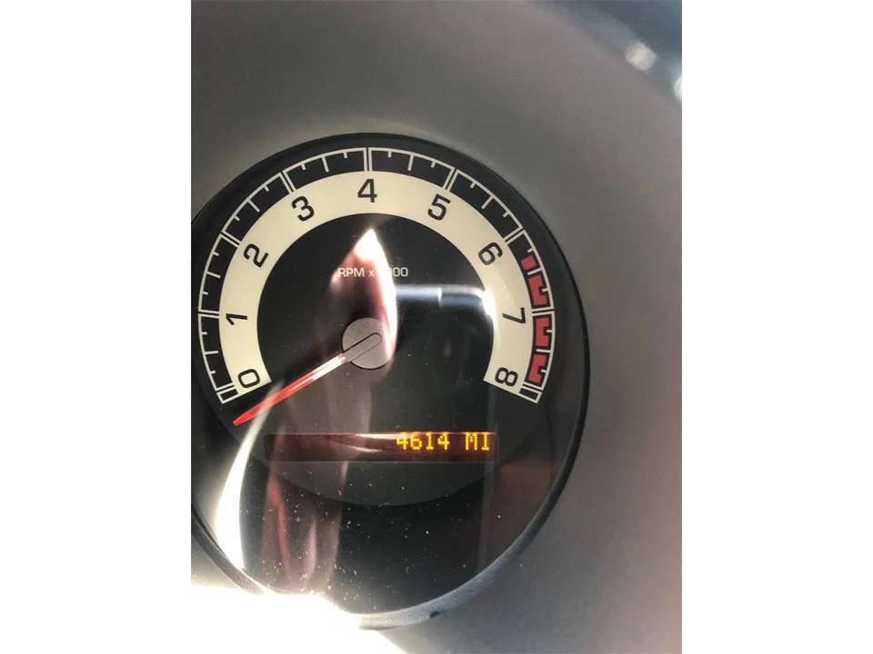 2008 Saturn Sky - Image 14 of 24
