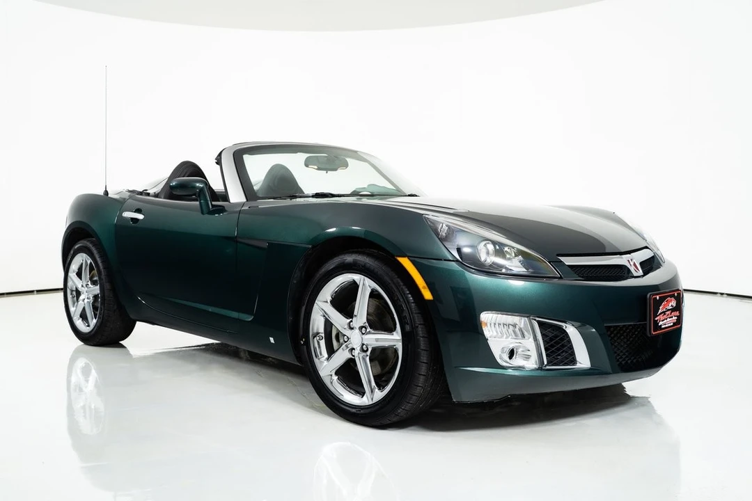 2008 Saturn Sky - Image 17 of 21