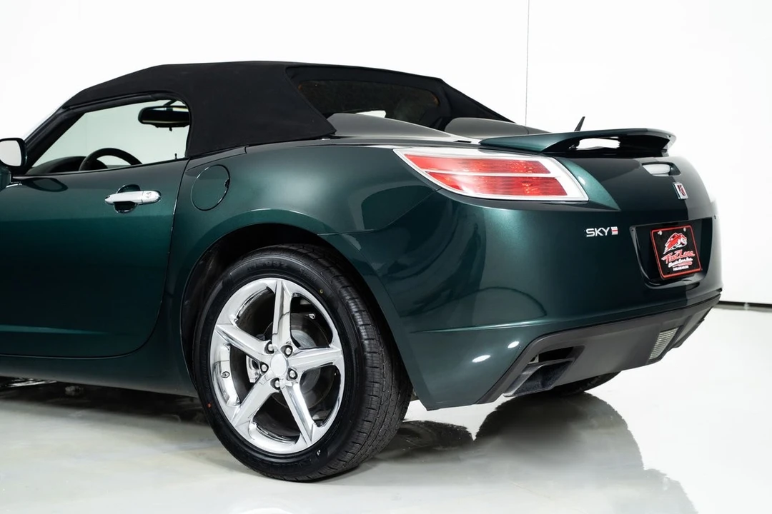 2008 Saturn Sky - Image 8 of 21