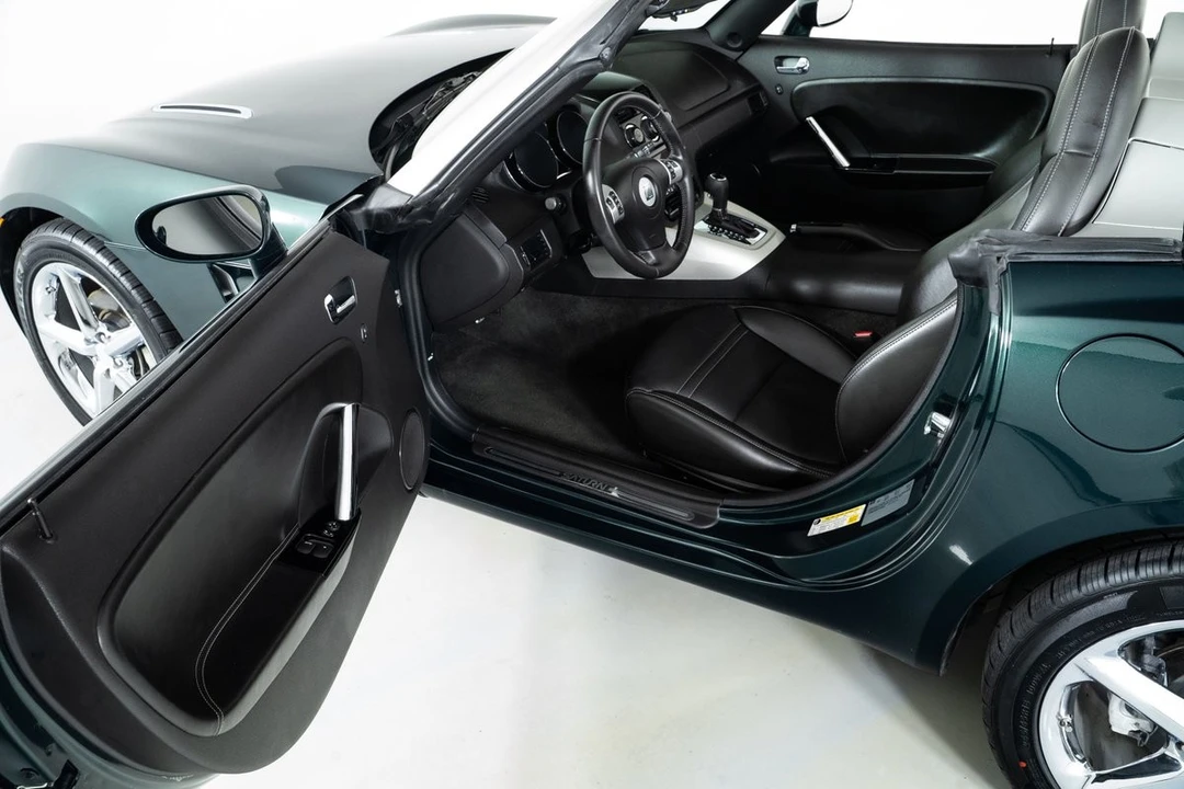 2008 Saturn Sky - Image 19 of 21