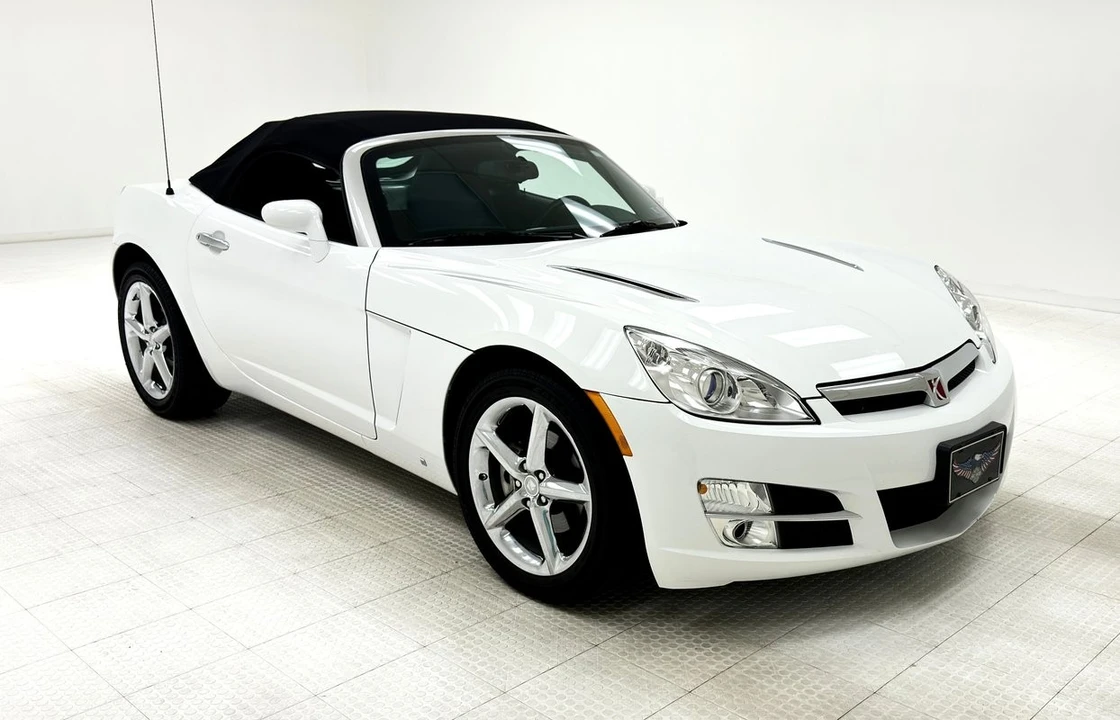 2008 Saturn Sky - Image 10 of 21