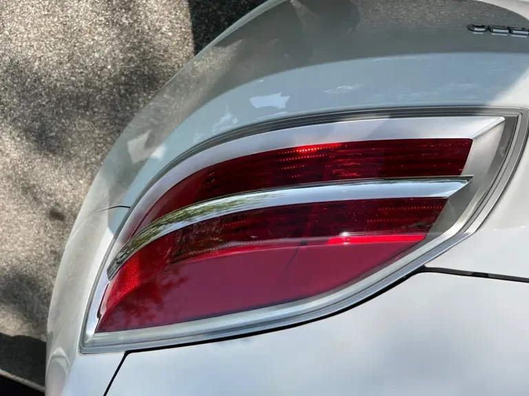 2008 Saturn Sky Red Line - Image 27 of 31
