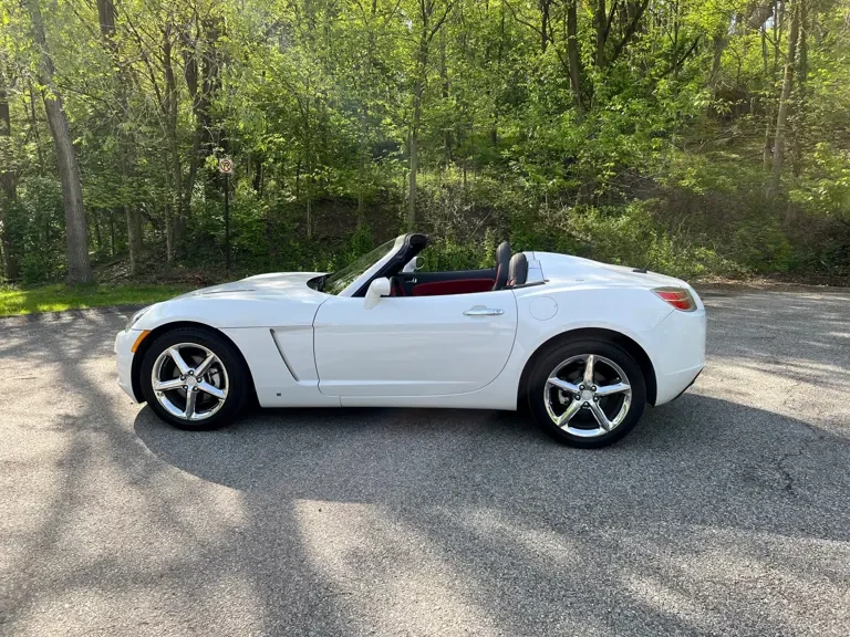 2008 Saturn Sky Red Line - Image 9 of 31