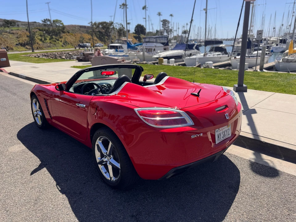 2008 Saturn Sky Red Line - Image 15 of 31