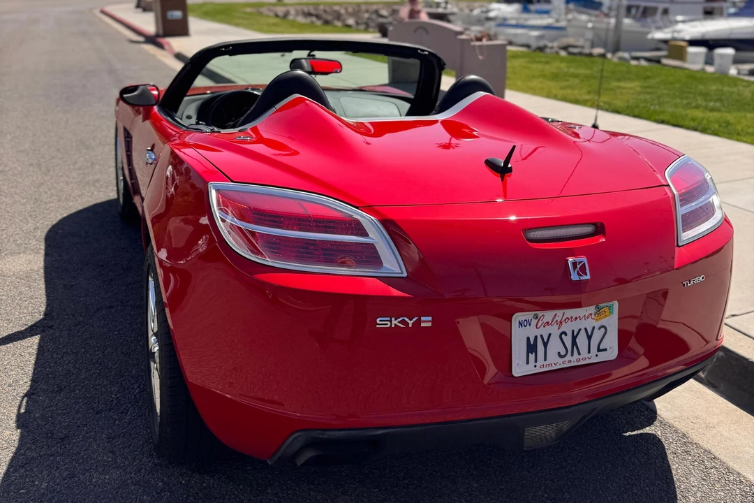 2008 Saturn Sky Red Line - Image 17 of 31