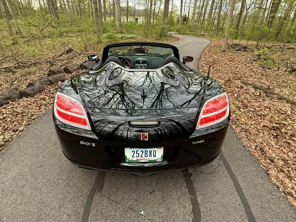 2008 Saturn Sky Red Line - Image 11 of 31