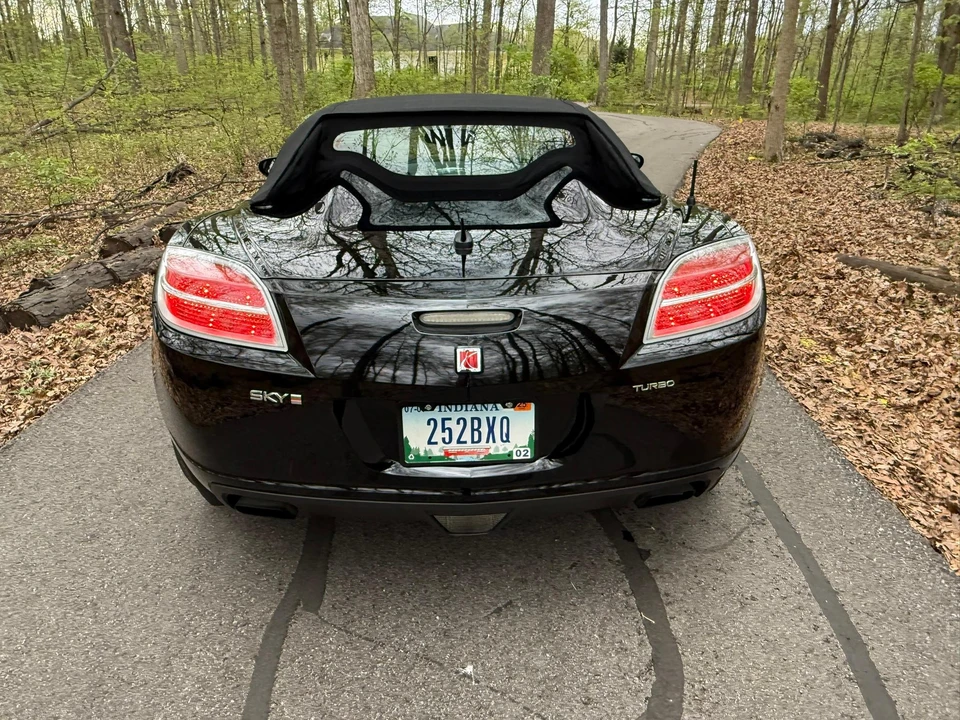 2008 Saturn Sky Red Line - Image 25 of 31