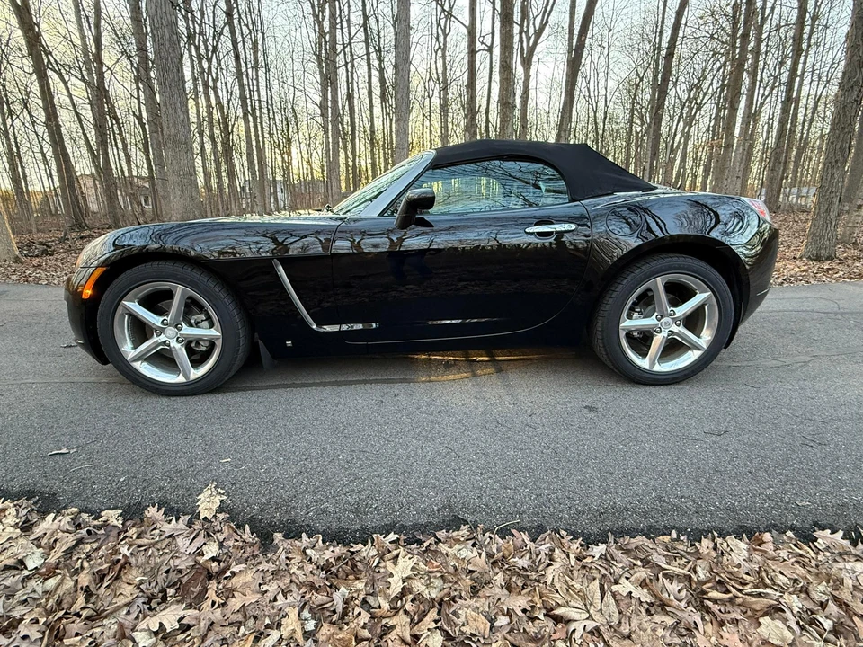 2008 Saturn Sky Red Line - Image 23 of 31