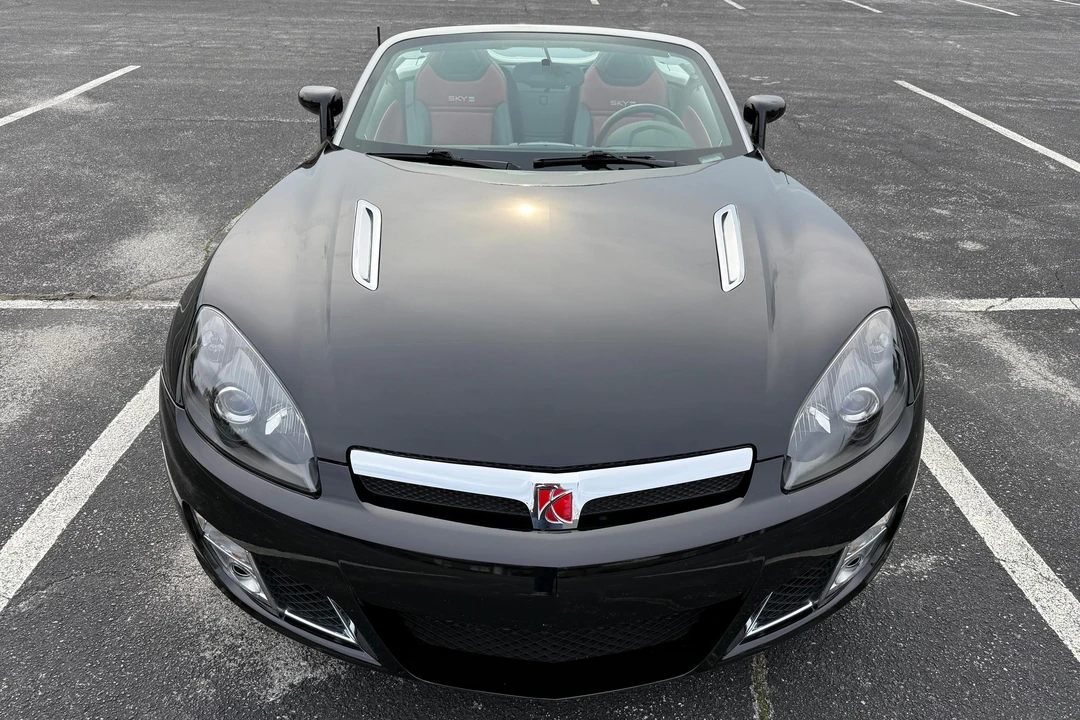 2008 Saturn Sky Red Line - Image 2 of 31