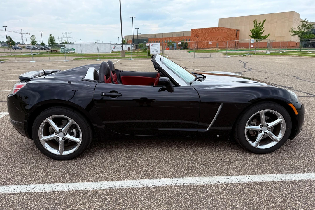 2008 Saturn Sky Red Line - Image 3 of 31