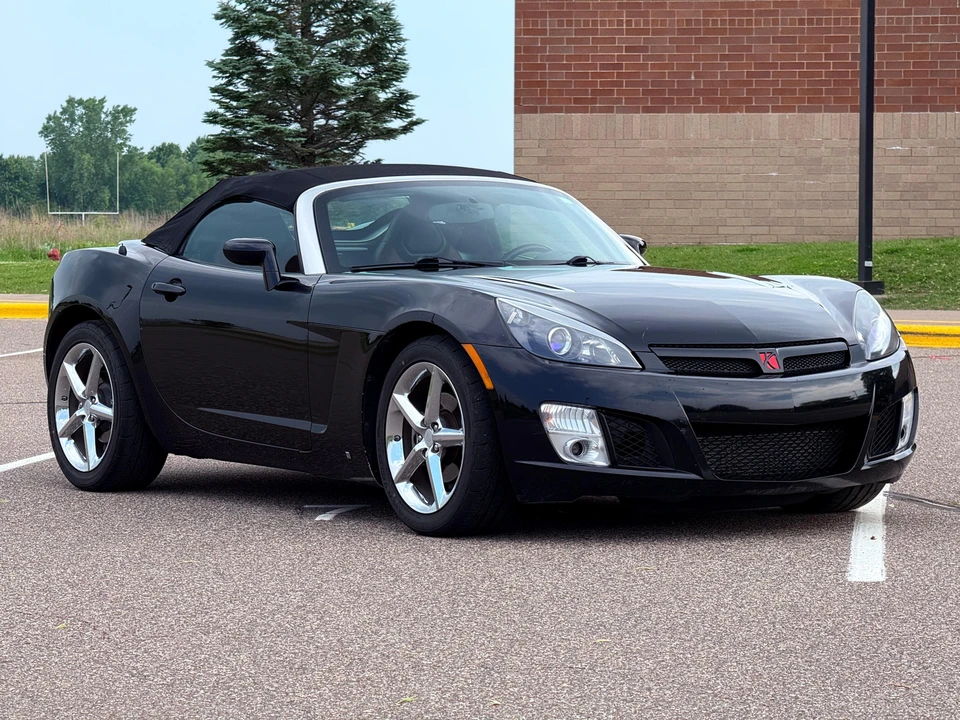 2008 Saturn Sky Red Line - Image 17 of 31