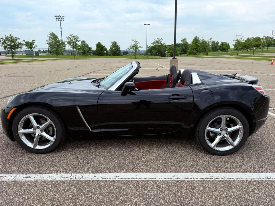 2008 Saturn Sky Red Line - Image 9 of 31