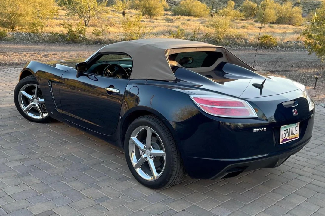2008 Saturn Sky Red Line - Image 4 of 31