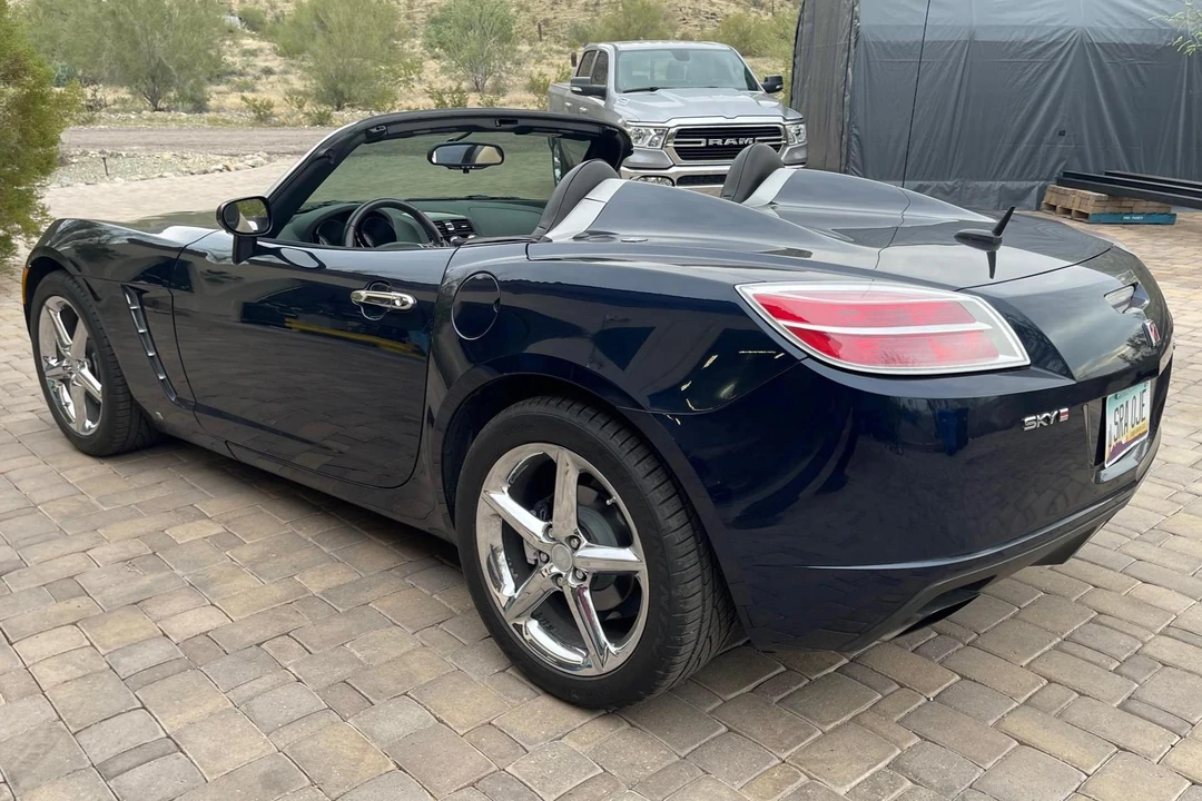 2008 Saturn Sky Red Line - Image 13 of 31