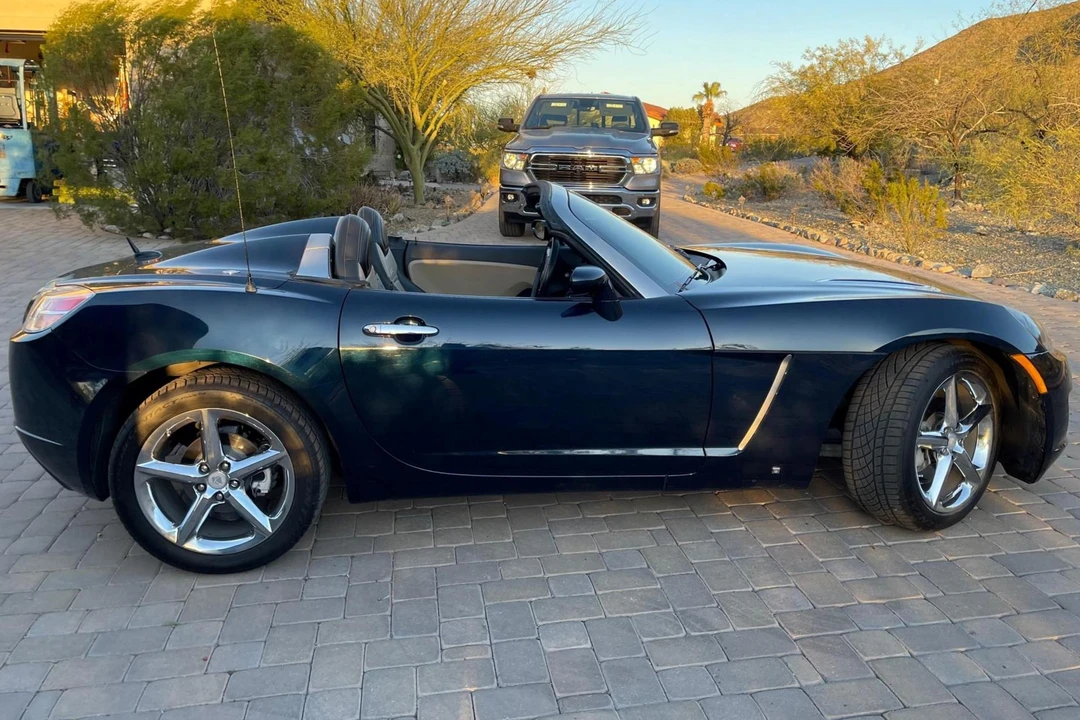 2008 Saturn Sky Red Line - Image 16 of 31