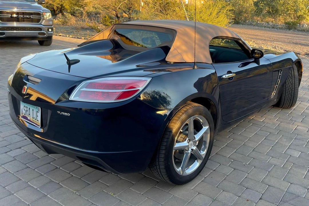 2008 Saturn Sky Red Line - Image 5 of 31