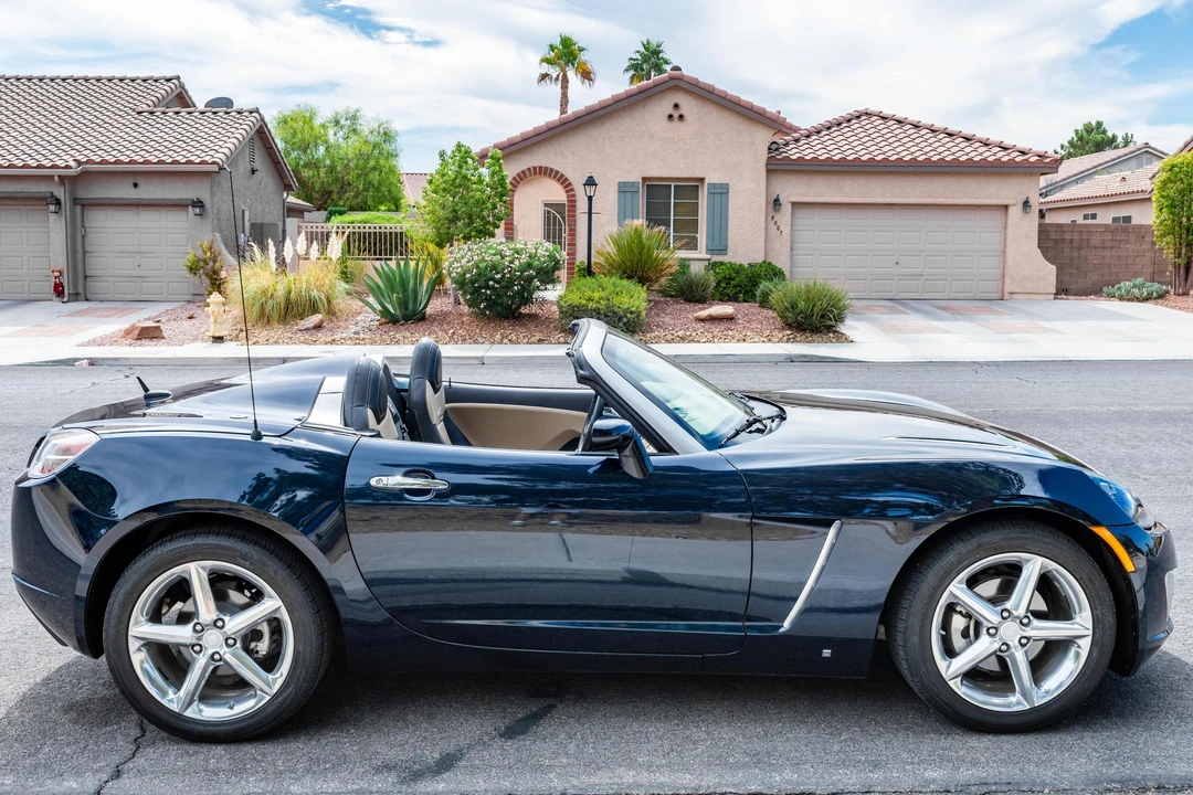 2008 Saturn Sky Red Line - Image 3 of 31