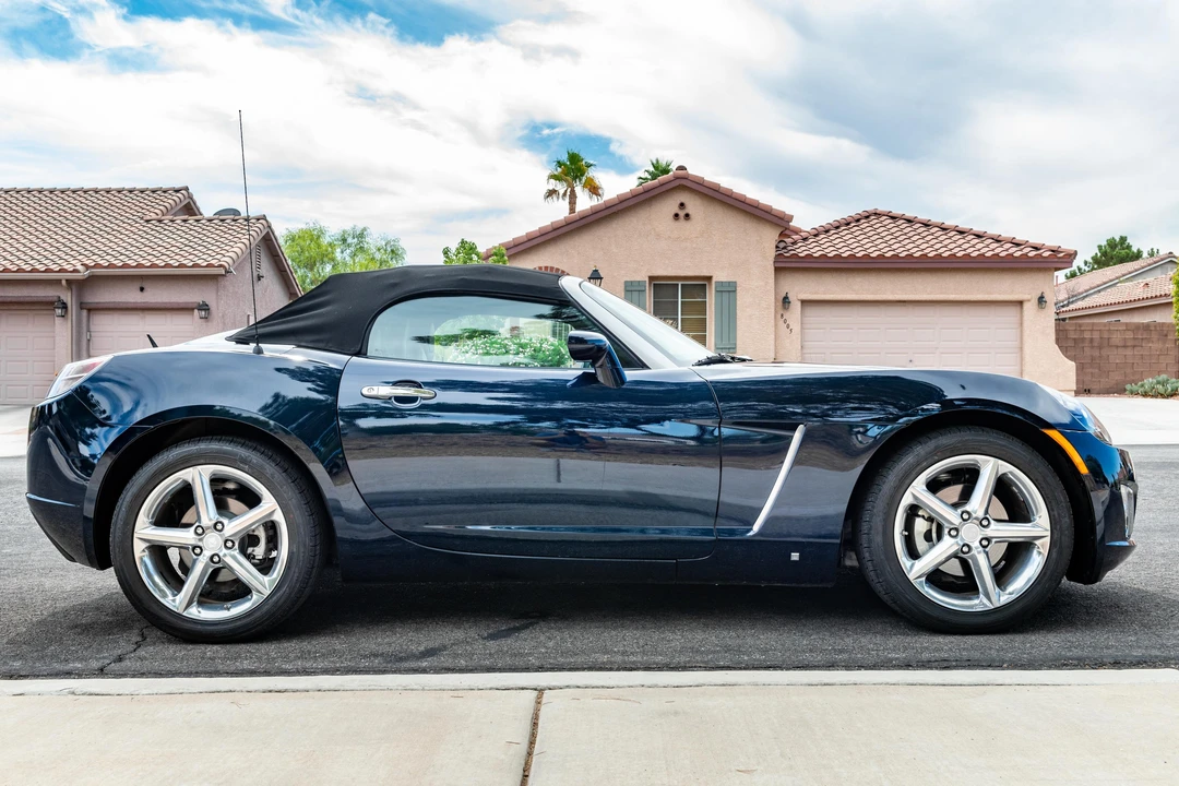 2008 Saturn Sky Red Line - Image 15 of 31