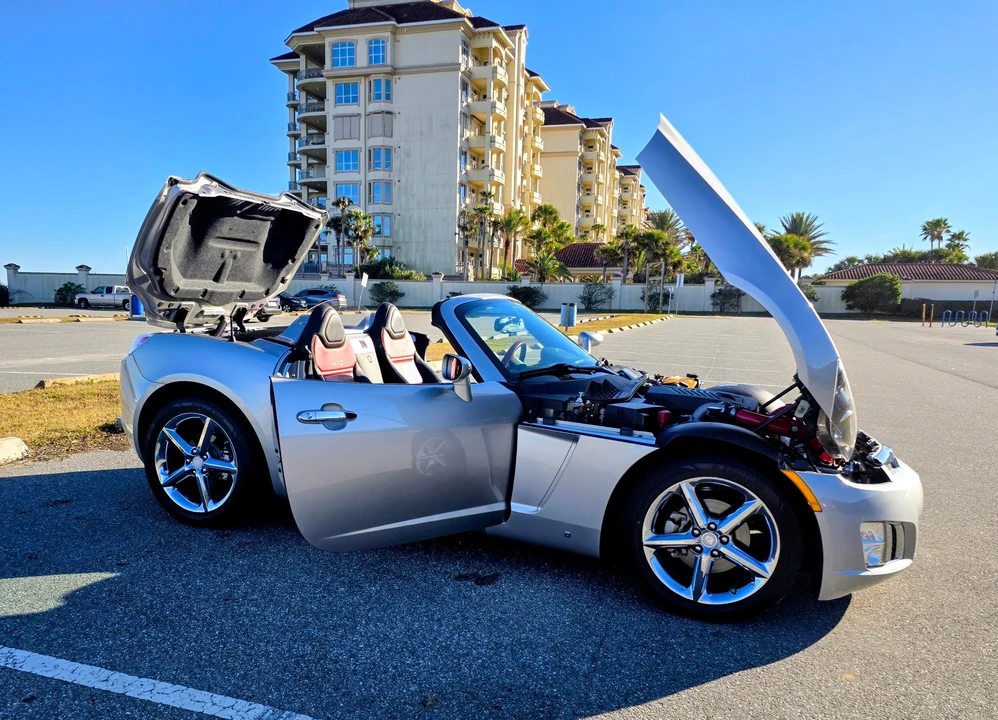 2008 Saturn Sky Red Line - Image 16 of 31