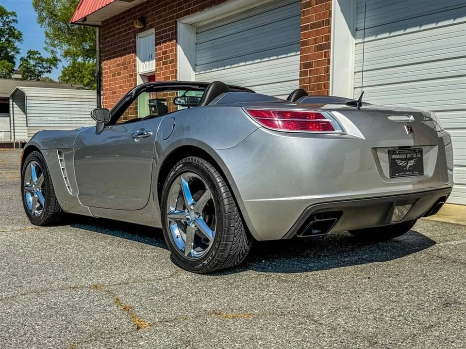 2008 Saturn Sky Red Line - Image 28 of 31