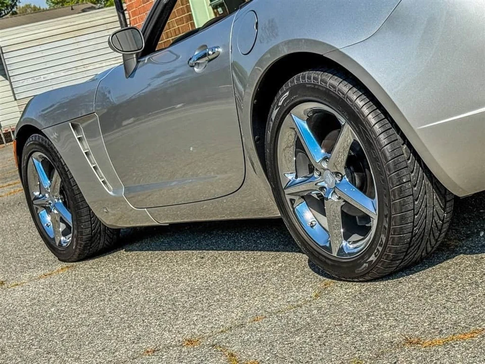 2008 Saturn Sky Red Line - Image 29 of 31