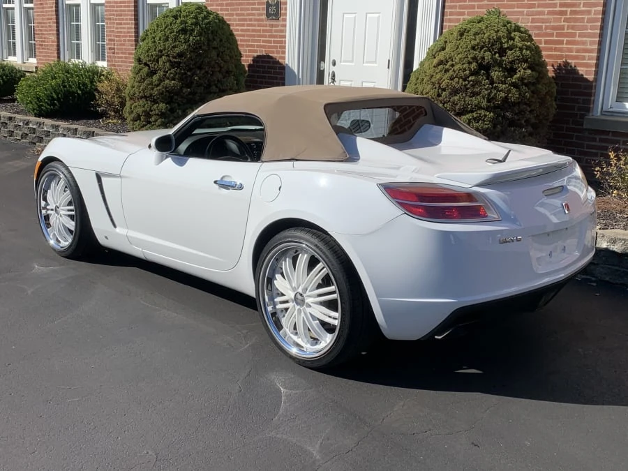 2008 Saturn Sky Red Line - Image 10 of 10