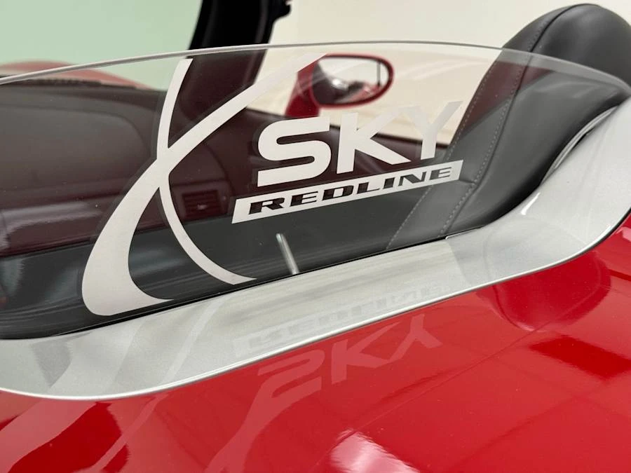 2008 Saturn Sky Red Line - Image 17 of 31